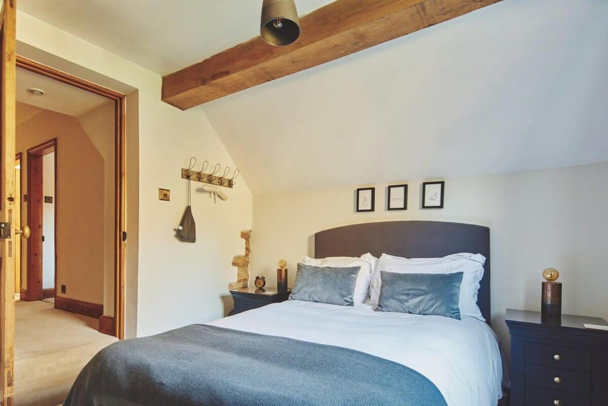 Large Stylish Luxury Cotswold Cottage - Ideal For Families, W/ Ev Charging Andoversford Extérieur photo